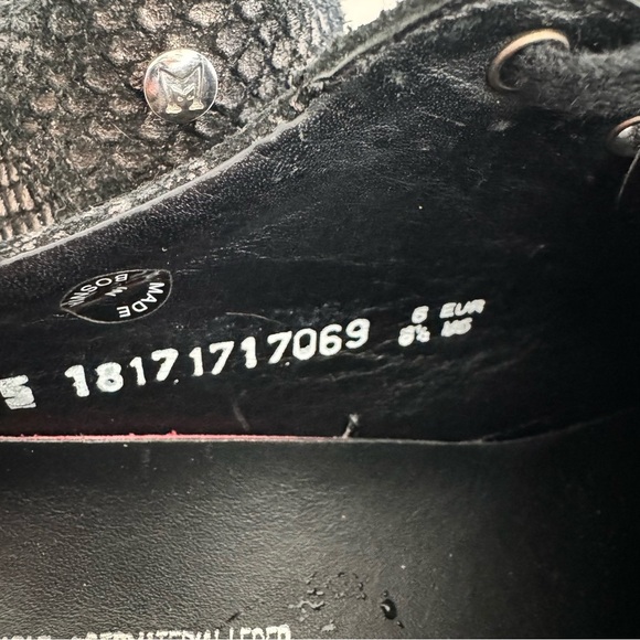 MEPHISTO Air Relax Black Snakeskin Platform Sneakers Size 8.5 - Picture 2 of 10